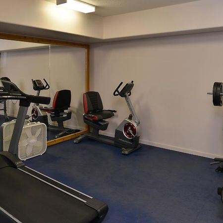 Canadas Best Value Inn Вейлмаунт Екстер'єр фото