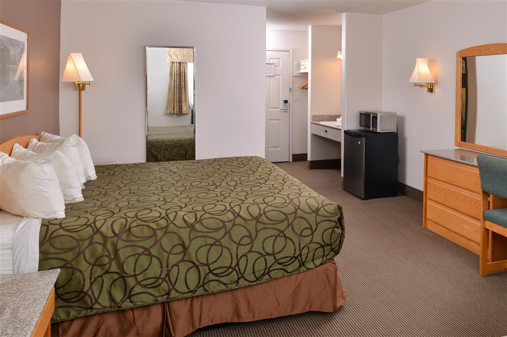 Canadas Best Value Inn Вейлмаунт Номер фото