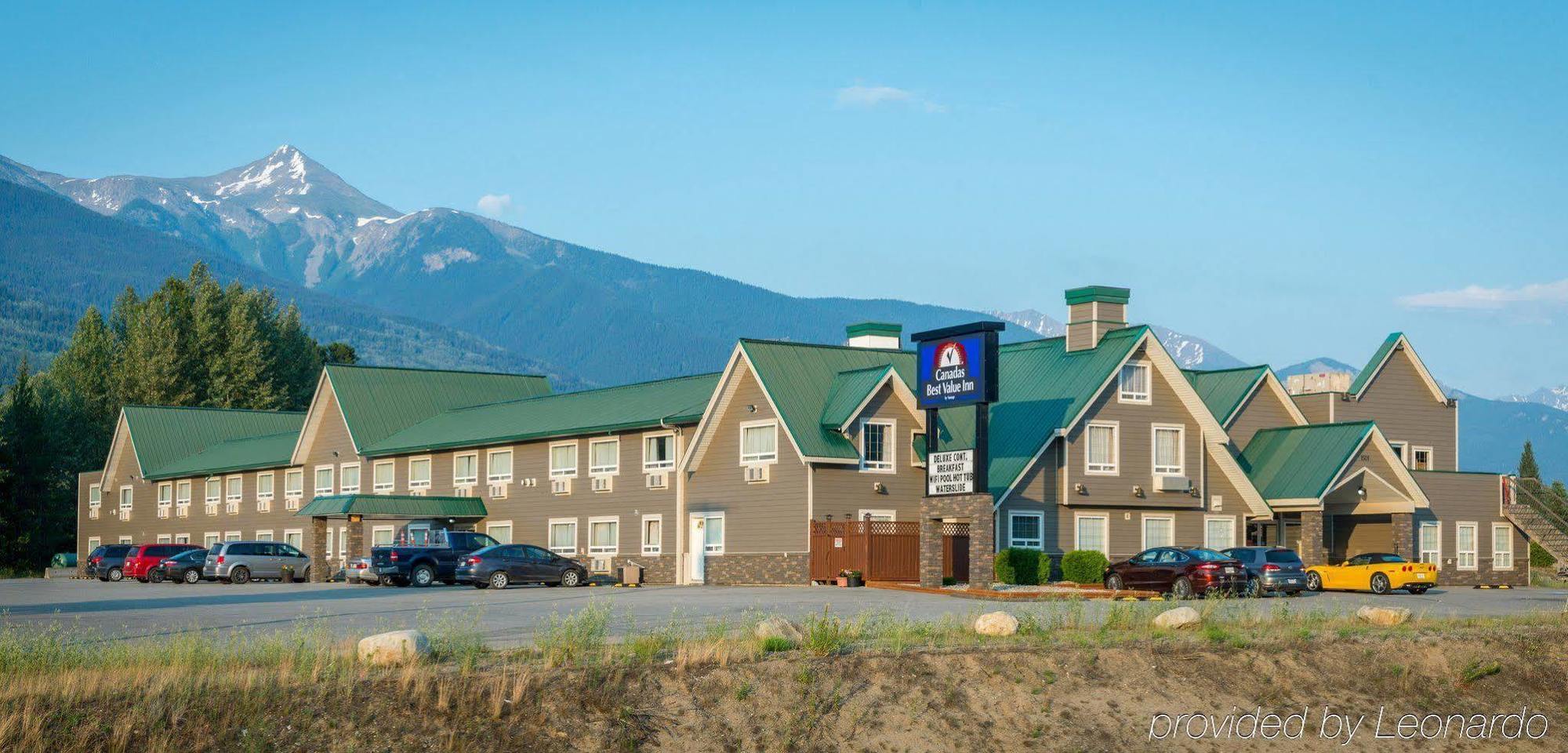 Canadas Best Value Inn Вейлмаунт Екстер'єр фото
